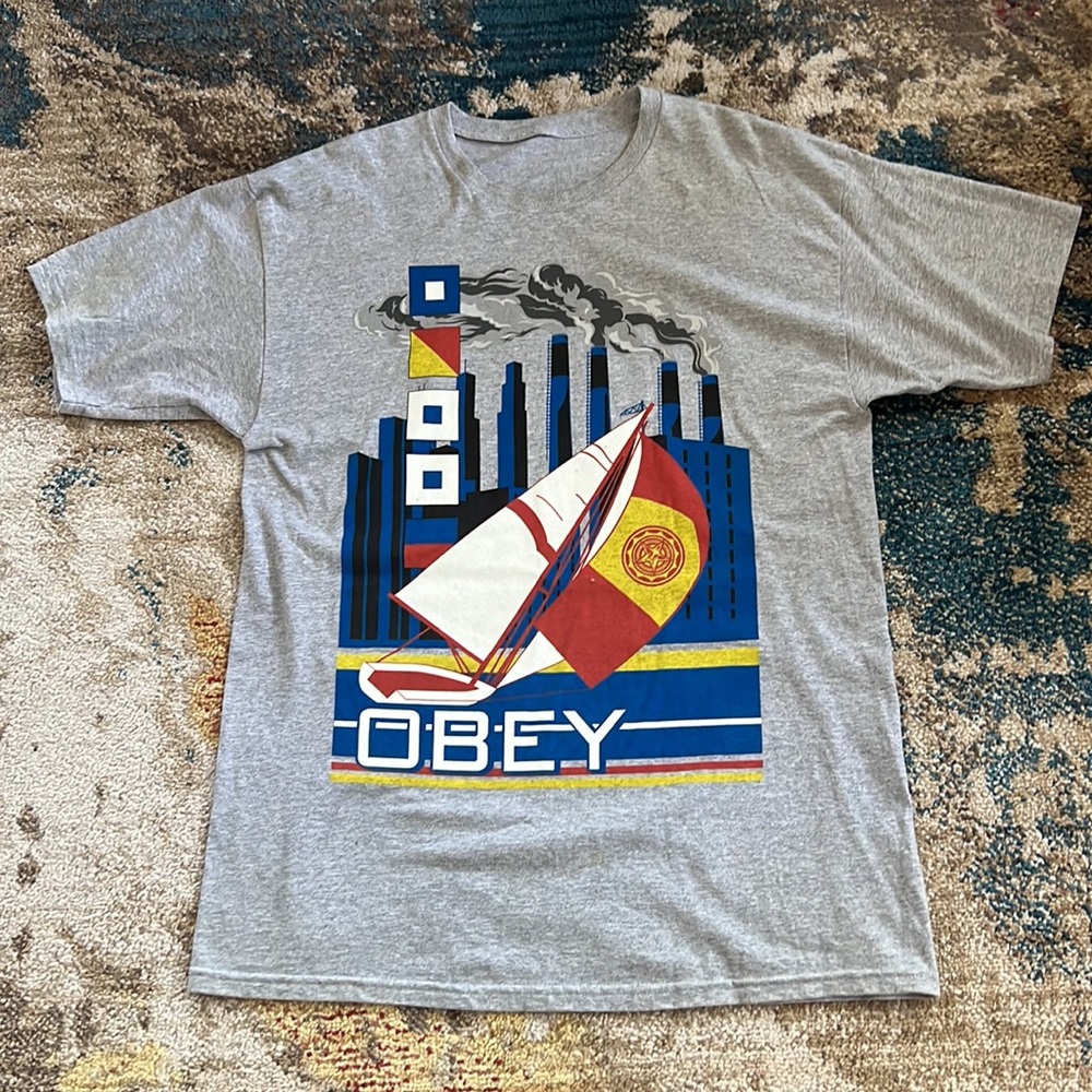 Obey T-shirt